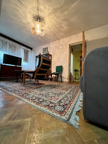 Dristor, Complexului, Metrou